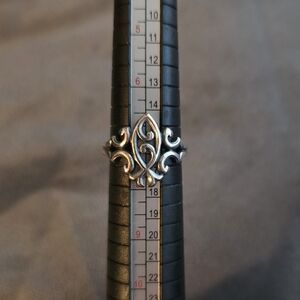 Retired James Avery Scrolled Ichthus Ring